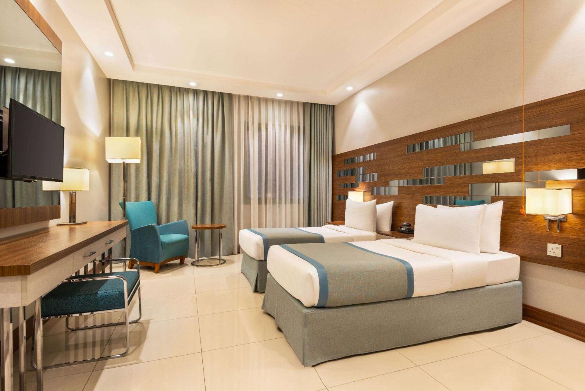 Отель Ramada By Wyndham Makkah Zad Al Rawda Мекка Экстерьер фото